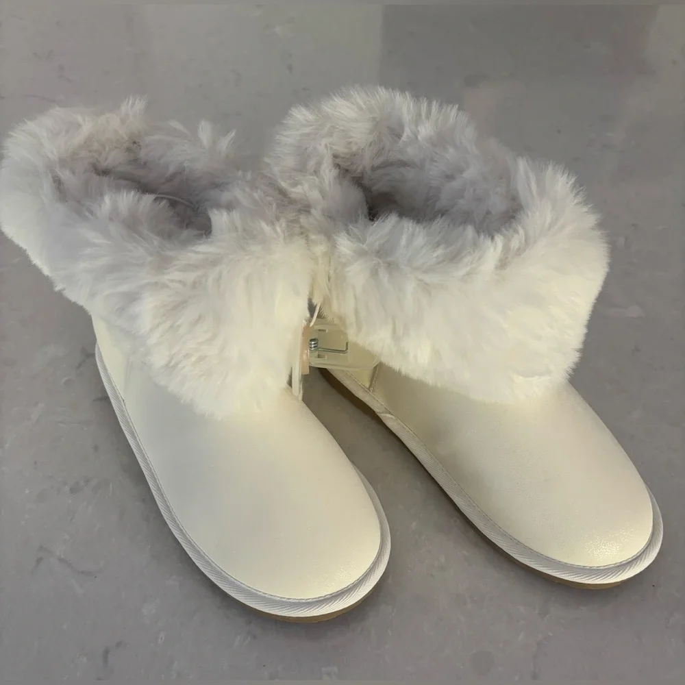 Gymboree Girls Faux Fir Ankle Boots, Size 3
